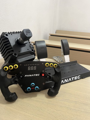Fanatec Direct Drive with 8Nm Boost Kit sim racing setup like new