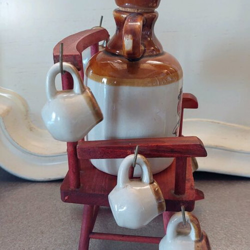 Decorative bottle with glasses like new