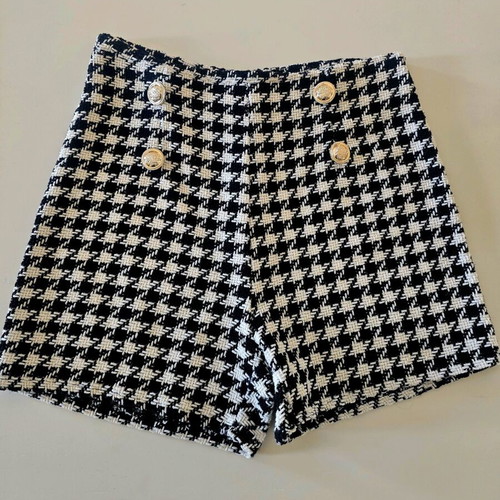 Women's shorts like new, black and white with silver buttons