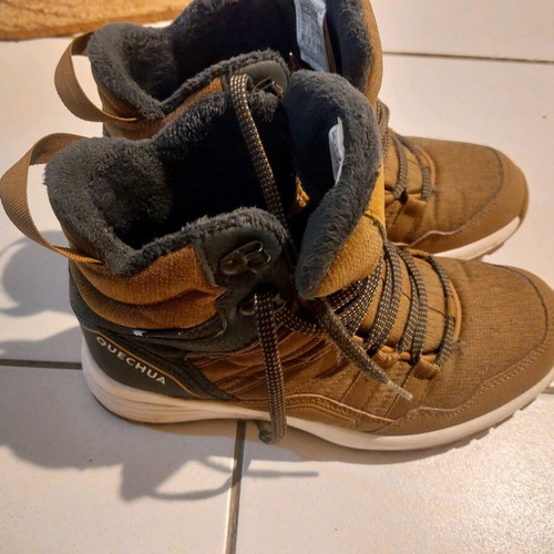 Quechua winter shoes like new, size 39