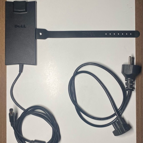 Dell laptop power adapter 90W used