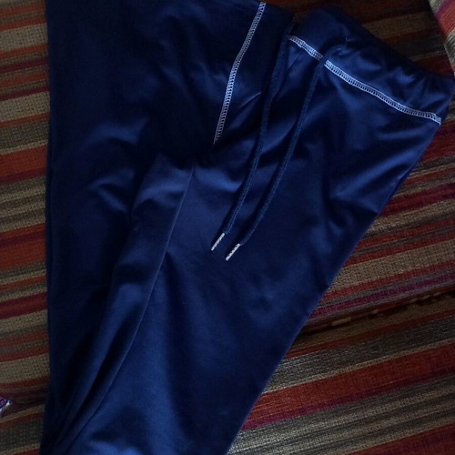 Bell-bottom sportswear new with elastic fabric, unworn