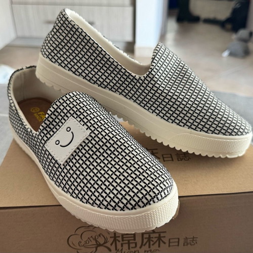 Espadrilles new, size 37