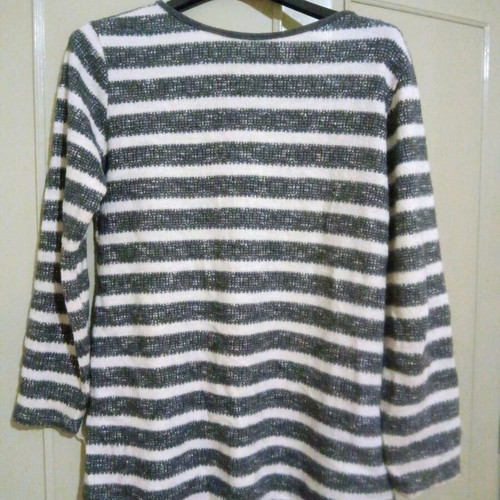 Long-sleeve wool sweater medium/large like new
