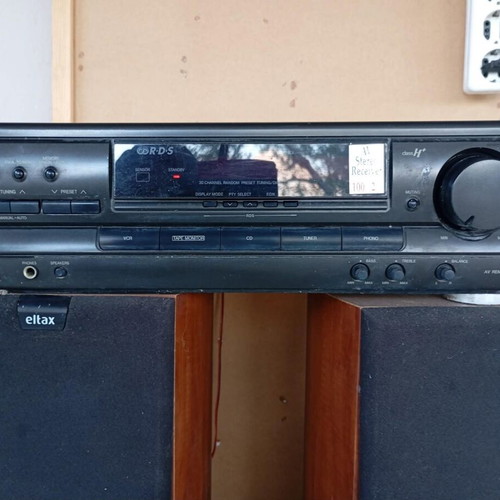 Techniks radio amplifier used