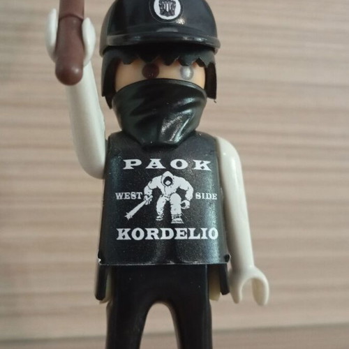 Playmobil fan figure of PAOK with team flag like new