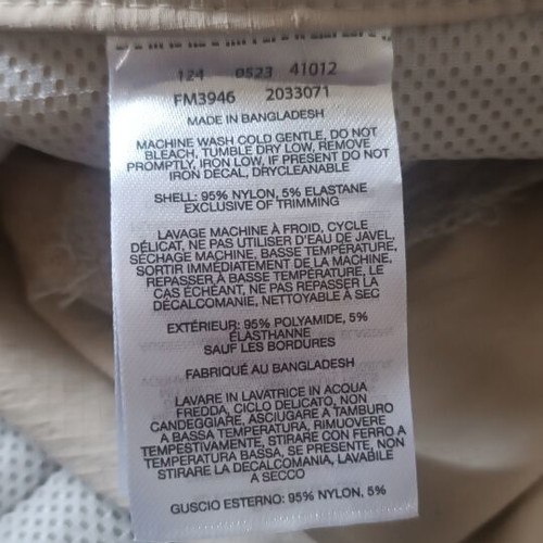 Columbia waterproof bermuda shorts size XL/2XL new beige