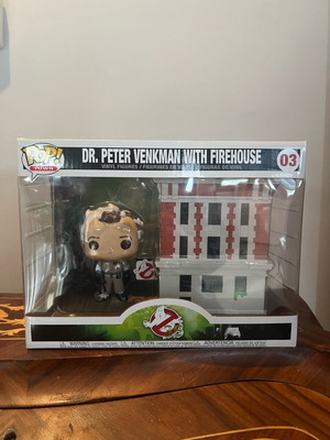 Funko Pop Dr Peter Venkman with Firehouse Ghostbusters new