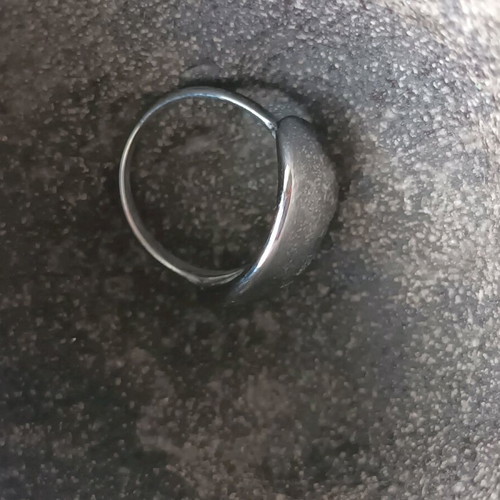 Steel ring new, size approximately 56, silver color