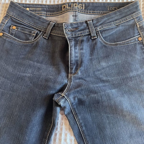 Jeans small medium (29) like new, slim fit
