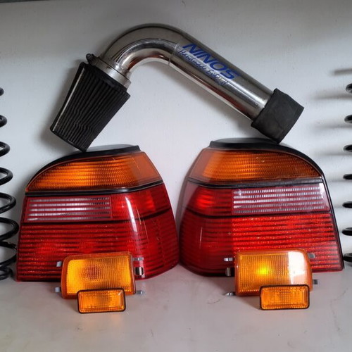 Golf 3 genuine headlights, springs, and air filter pipe with free steering wheel