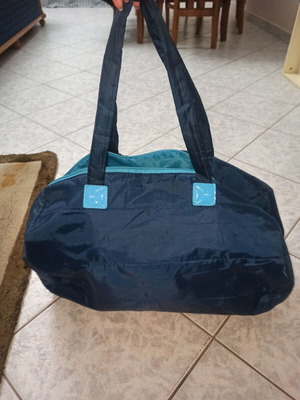 Gym bag blue with large storage space unisex