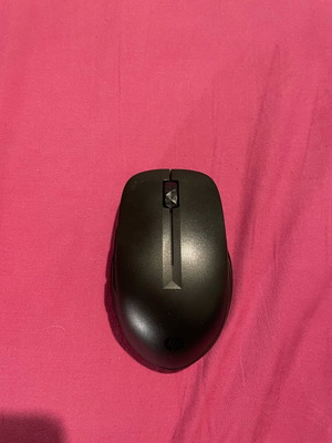 HP 435 mouse like new with Bluetooth without USB