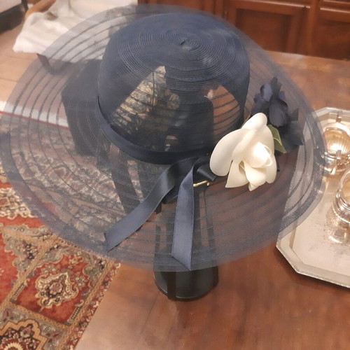 Women's hat like new, handmade, blue, summer style