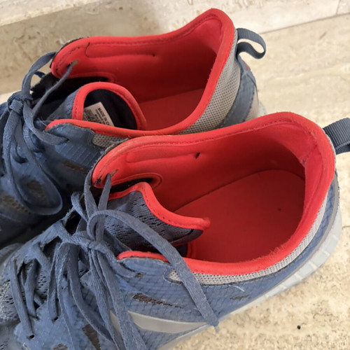 Reebok sport shoes size 45 like new, grey with orange interior