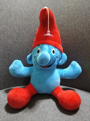 Cross-eyed Smurf plush toy