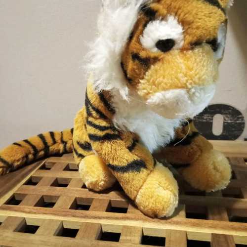 Plush animals used, set of 6