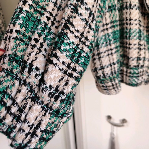 Zara jacket like new, size M, beige and green