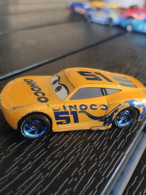 Disney Cars Cruz Ramirez 1:55 used, missing spoiler