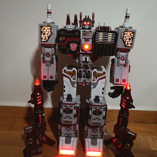 Transformers Metroplex Siyang Culture Y-C001 Vladivostok figure, custom-painted
