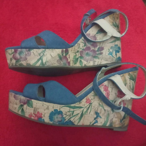 Bata women's platform shoes used, size 38, green