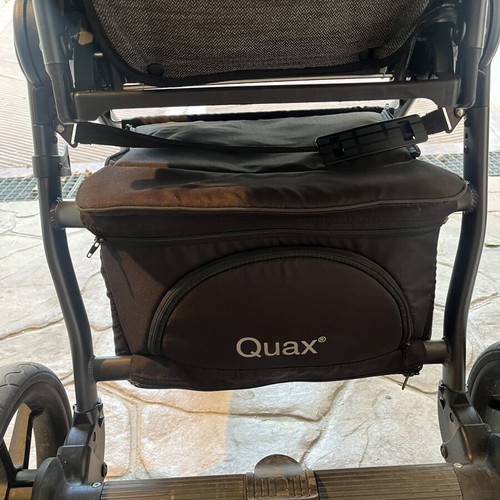 Quax Crooz 3-in-1 travel system with Cybex car seat and ISOFIX base