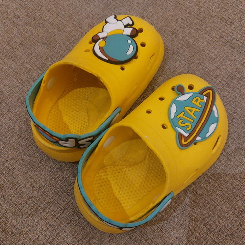 Baby slippers like new, size 20-21, 140mm