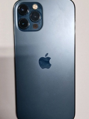 Iphone 12 Pro like new, blue, 128GB with charger and case