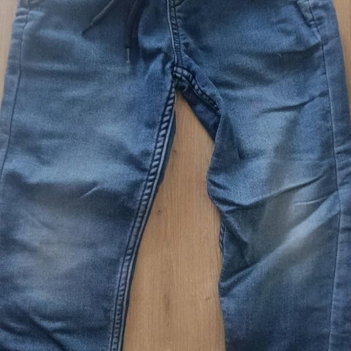 Okaidi jeans set with elastic and hoodie sweatshirt used, age 6