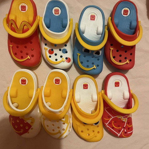 Keychains like new, multicolored