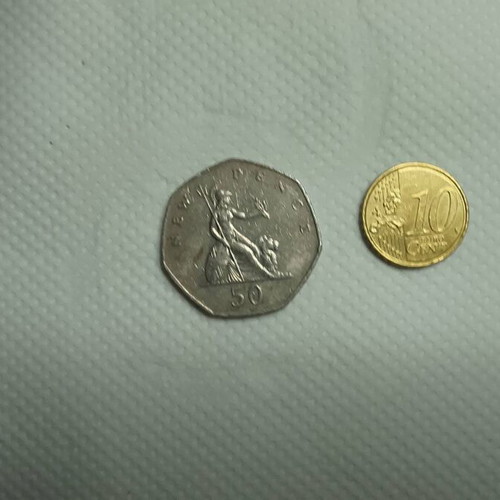 Coin 50 pence England 1970 used in good condition