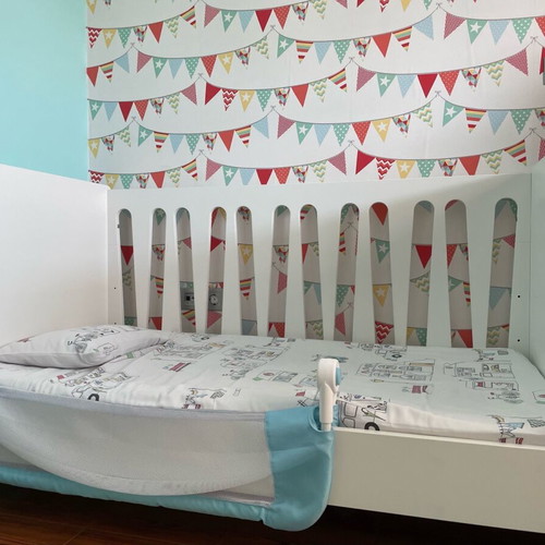 Foldable Baby Bed Safety Rail like new, light blue
