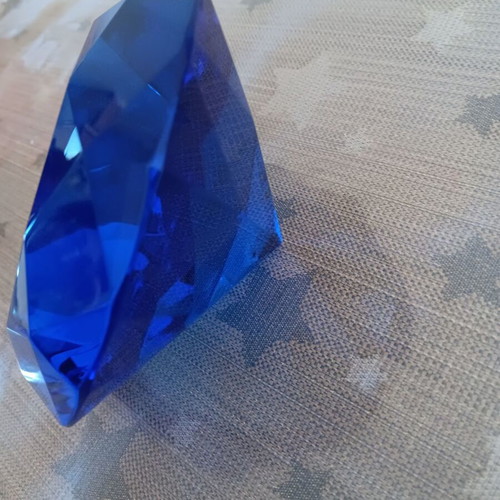 Decorative glass diamond like new