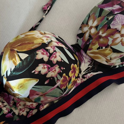 Strapless swimsuit like new, size 42, multicolor