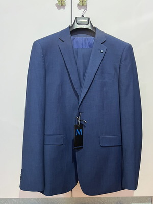 Master Tailor men's suit set 5 pieces new, blue