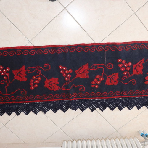 Handmade Metsovitiki band used, wool with lace