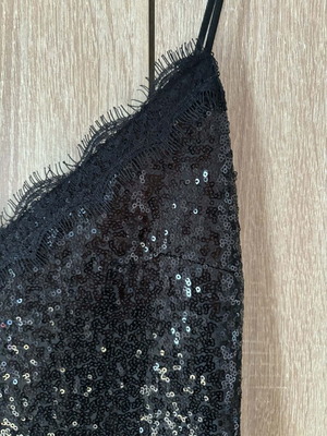 Mini dress with sequins black Small like new