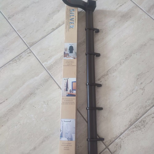 Plastic door hanger with 5 hooks, new