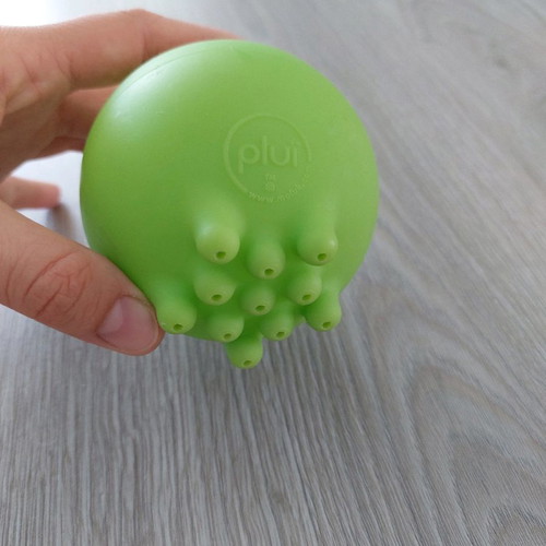 Moluk Plui Water Toy new