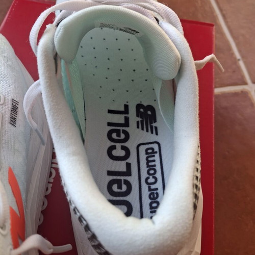 New Balance Fuelcell SuperComp Trainer v3 running shoes, size 44