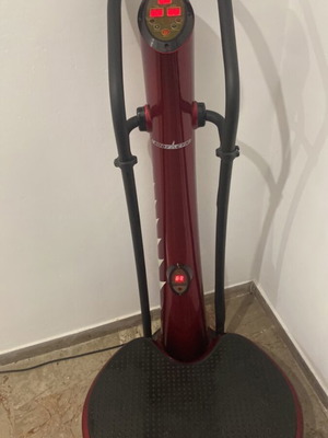 EZK Vibraplate full body vibration platform used