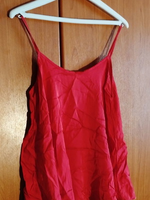 Top rnataki A-Style red like new, one size