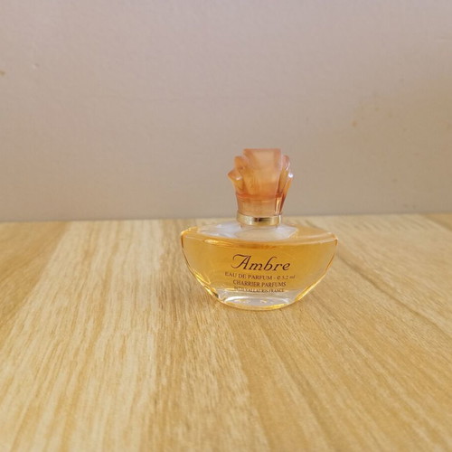 Ambre Eau de Parfum Miniature 4.2 ml new, authentic