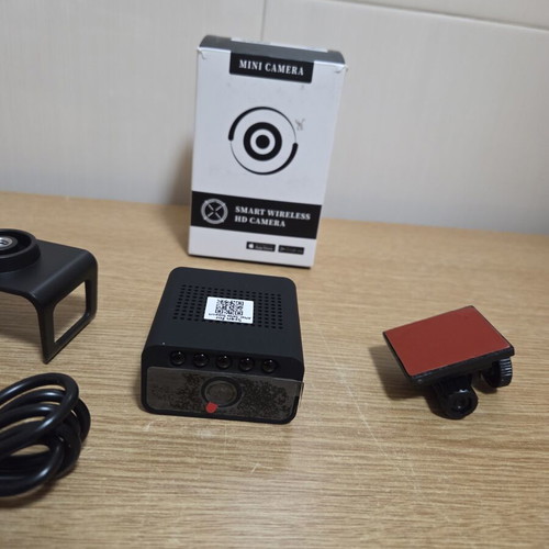 Mini Wireless HD Camera new with night vision and motion detection