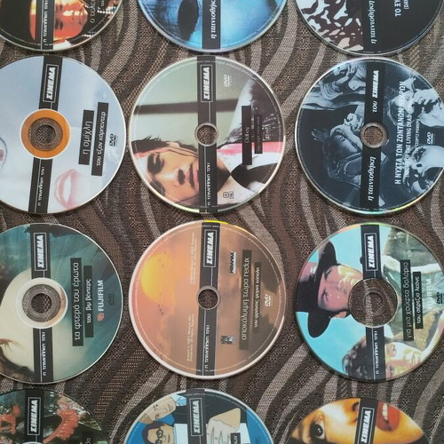 Cinema magazine collectible DVDs with subtitles