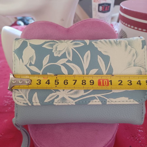 Blue Floral Wallet with Wrist Strap like new