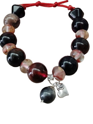 Bracelet with beads and metal elements new, black