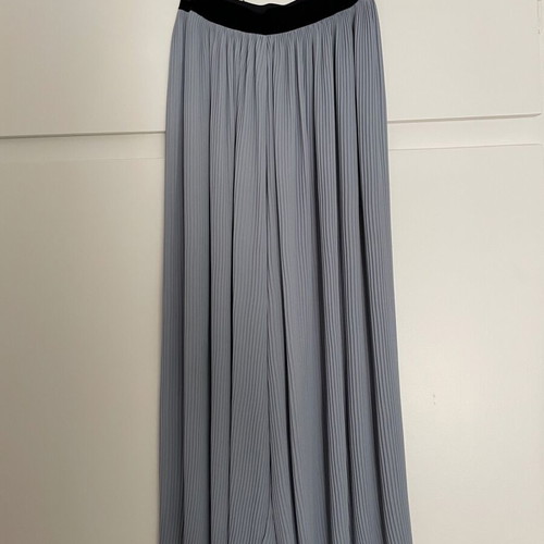 Zara pleated culottes blue XS like new