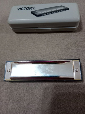 Victory Harmonica with Case like new