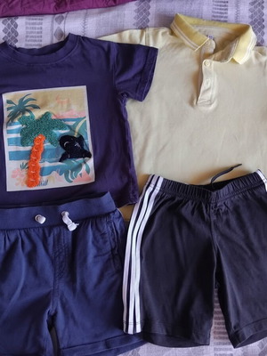 Καλοκαιρινά ρούχα Adidas σαν καινούργια, πακέτο 4 τεμαχίων, μαύρο και μπλε